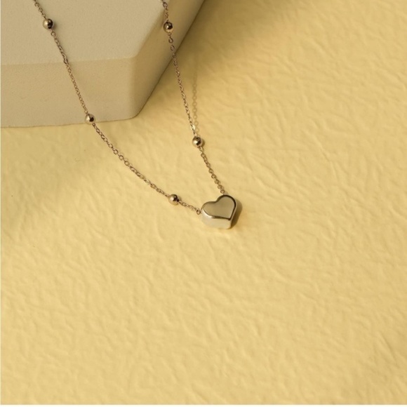 Silver 14k White Gold Plated Beaded Heart Pendant Necklace - Picture 3 of 3